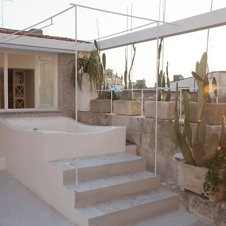 בית הארחה Il Castello לצ'ה